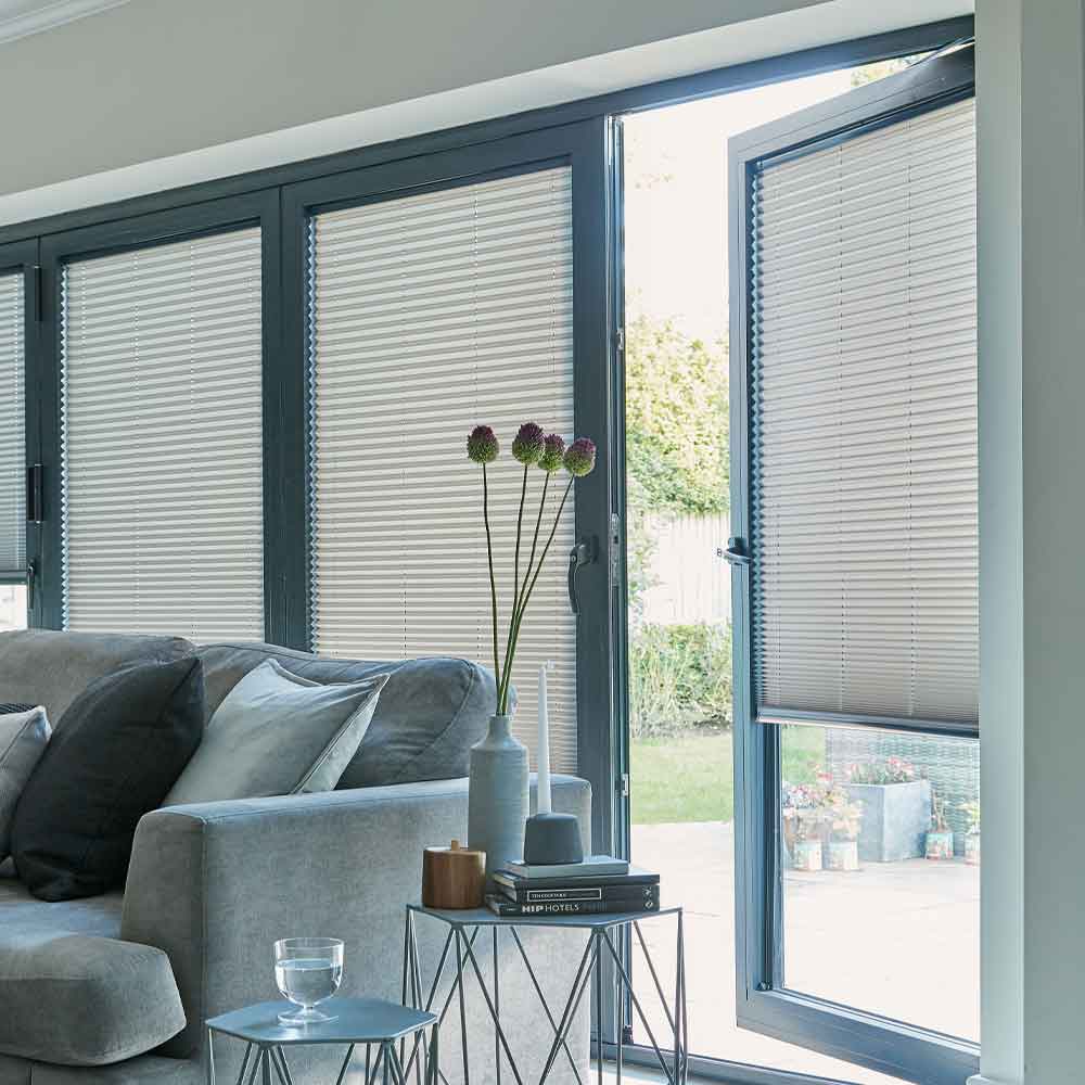 Measuring blinds in Slough